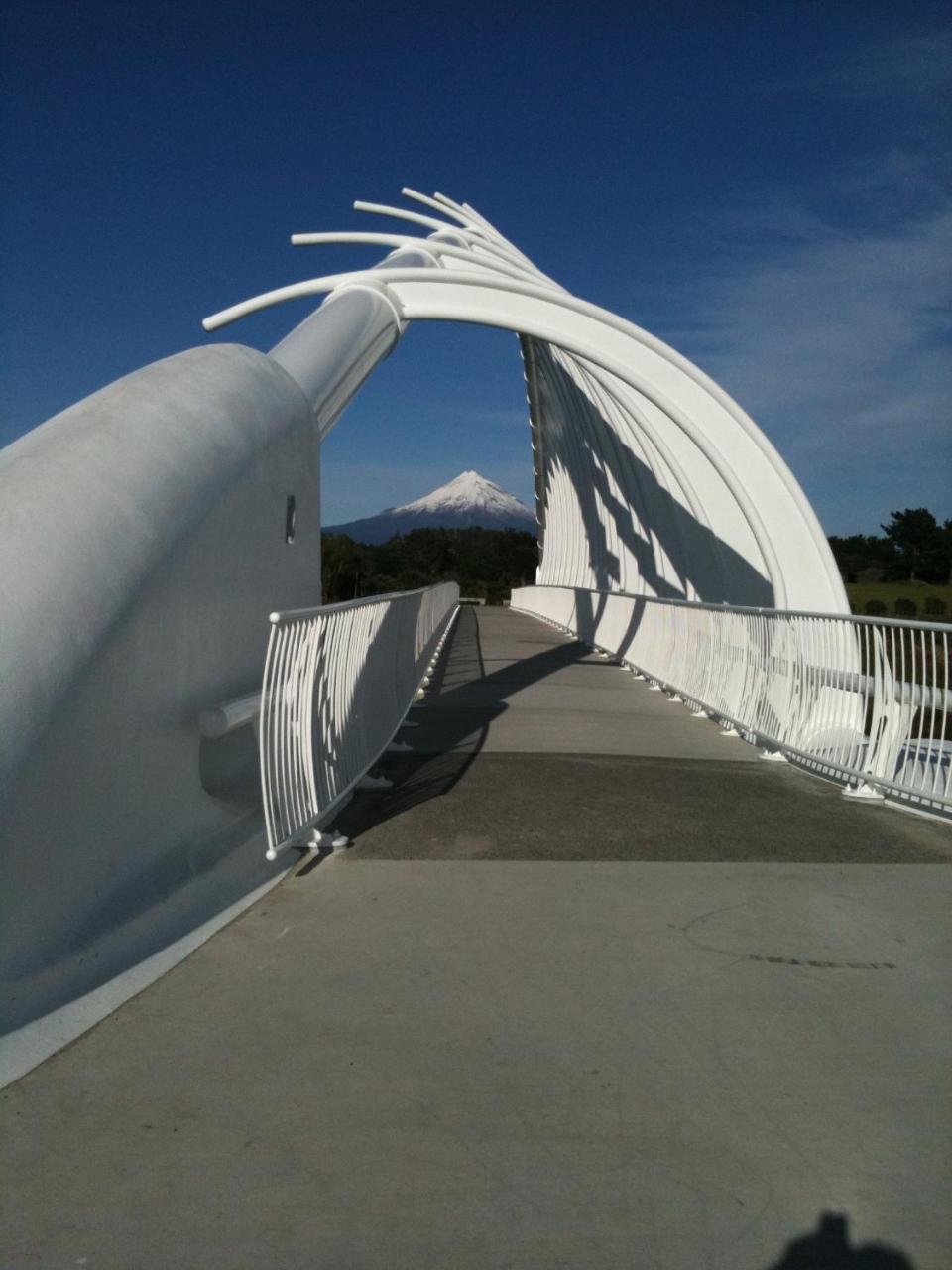 Luxury Home Next To Ocean And Walkway New Plymouth Esterno foto