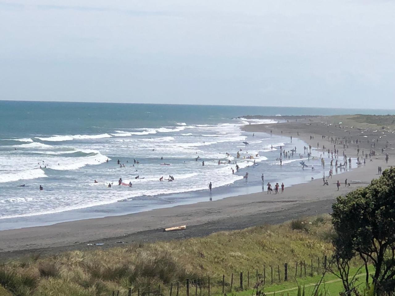 Luxury Home Next To Ocean And Walkway New Plymouth Esterno foto